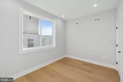 408-410 Cantrell Street, Philadelphia, PA 19148 - Photo 12