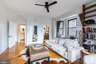 250 S 13th St, Philadelphia, PA 19107 - Photo 2