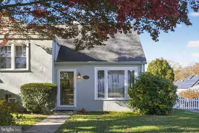 838 Clyde Lane, Philadelphia, PA 19128 - Photo 2