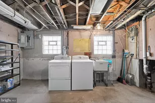 838 Clyde Ln, Philadelphia, PA 19128 - Photo 24