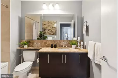 1425 Locust Street #4F, Philadelphia, PA 19102 - Photo 22