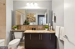 1425 Locust St, Philadelphia, PA 19102 - Photo 22