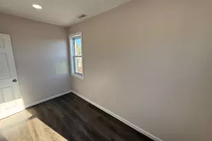 2537 E Auburn St, Philadelphia, PA 19134 - Photo 12