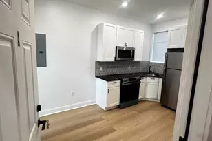 1229 W Somerset St, Philadelphia, PA 19133 - Photo 2