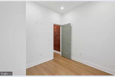 1325 Kerbaugh Street, Philadelphia, PA 19140 - Photo 24