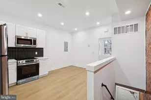 1325 Kerbaugh St, Philadelphia, PA 19140 - Photo 12