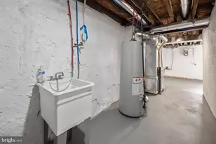 8427 Thouron Ave, Philadelphia, PA 19150 - Photo 18