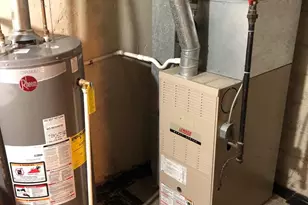 8550 Tolbut St, Philadelphia, PA 19152 - Photo 18