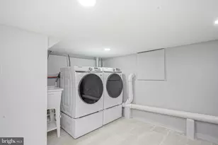 808 Fernon St, Philadelphia, PA 19148 - Photo 30