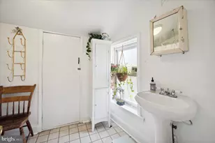 1125 E Moyamensing Ave, Philadelphia, PA 19147 - Photo 18