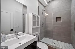 6522 Magnolia St, Philadelphia, PA 19119 - Photo 32