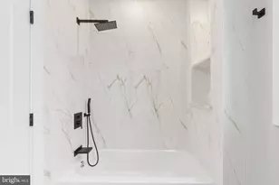 2619 Cedar St, Philadelphia, PA 19125 - Photo 22