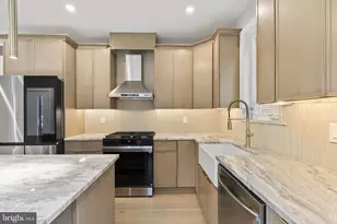 2619 Cedar St, Philadelphia, PA 19125 - Photo 10