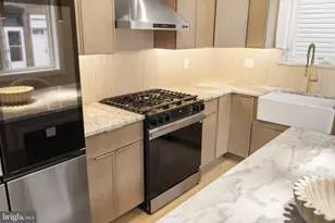 2619 Cedar St, Philadelphia, PA 19125 - Photo 10