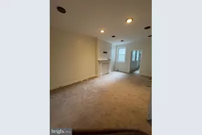 243 E Girard Avenue #1ST FL, Philadelphia, PA 19125 - Photo 4