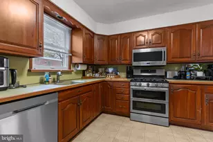 1117 Surrey Rd, Philadelphia, PA 19115 - Photo 6