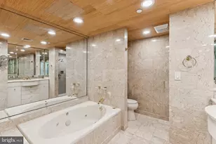 202 W Rittenhouse Square, Philadelphia, PA 19103 - Photo 26