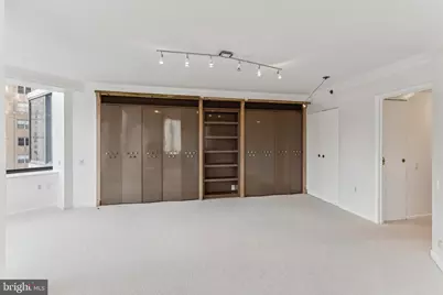 202 W Rittenhouse Square #1106, Philadelphia, PA 19103 - Photo 32