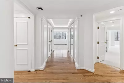 202 W Rittenhouse Square #1106, Philadelphia, PA 19103 - Photo 2