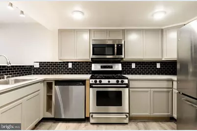 1329 Lombard Street #403, Philadelphia, PA 19147 - Photo 24