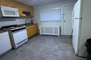 1031 Cantrell St, Philadelphia, PA 19148 - Photo 4