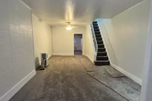 1031 Cantrell St, Philadelphia, PA 19148 - Photo 2