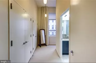 1425 Locust St, Philadelphia, PA 19102 - Photo 8