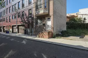 1030 N Leithgow St, Philadelphia, PA 19123 - Photo 4