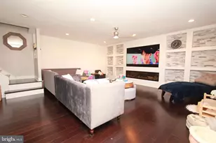 2738 Axe Factory Rd, Philadelphia, PA 19152 - Photo 8