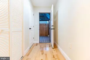 2057 Watkins St, Philadelphia, PA 19145 - Photo 16