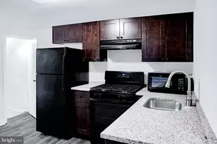 2348 Moore St, Philadelphia, PA 19145 - Photo 4