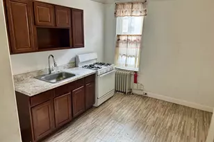 632 S 52nd St, Philadelphia, PA 19143 - Photo 2