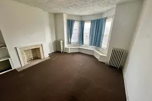 632 S 52nd St, Philadelphia, PA 19143 - Photo 4