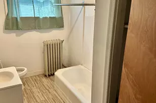 632 S 52nd St, Philadelphia, PA 19143 - Photo 8