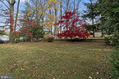 945 Manatawna Avenue, Philadelphia, PA 19128 - Photo 32