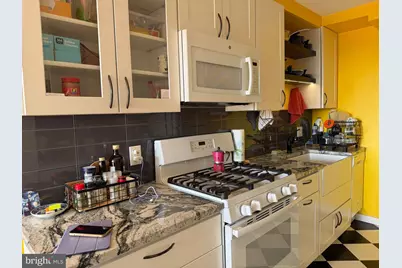 604 S Washington Square #509, Philadelphia, PA 19106 - Photo 6