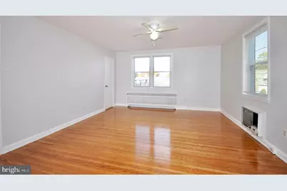 8037 Pine Road #1ST FLOOR, Philadelphia, PA 19111 - Photo 4
