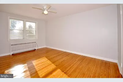 8037 Pine Road #1ST FLOOR, Philadelphia, PA 19111 - Photo 6