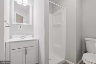 159 N 21st St, Philadelphia, PA 19103 - Photo 16