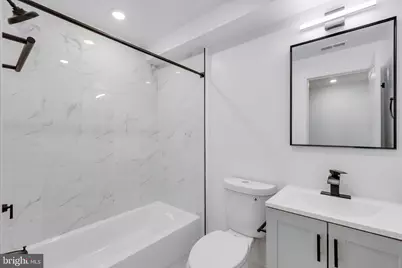 1028 W Arizona Street #1, Philadelphia, PA 19133 - Photo 12