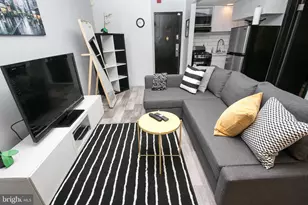 2135 Walnut St, Philadelphia, PA 19103 - Photo 2