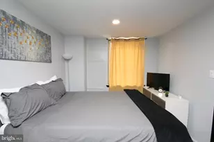 2135 Walnut St, Philadelphia, PA 19103 - Photo 4