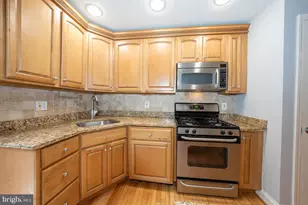 2406 Catharine St, Philadelphia, PA 19146 - Photo 8