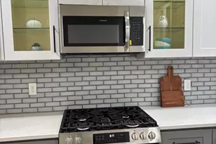 7423 Beverly Rd, Philadelphia, PA 19138 - Photo 10