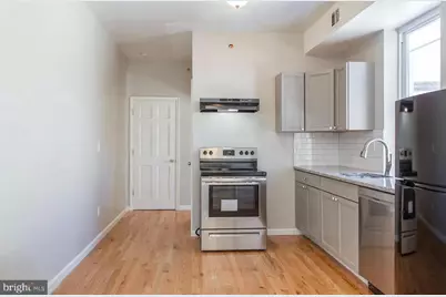 1843 N Van Pelt Street #2, Philadelphia, PA 19121 - Photo 4