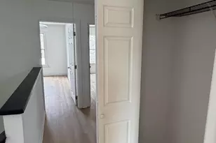 1016 E Moyamensing Ave, Philadelphia, PA 19147 - Photo 24