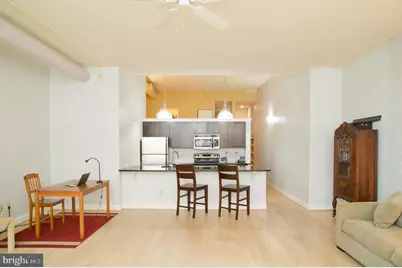 2429 Locust Street #411, Philadelphia, PA 19103 - Photo 2