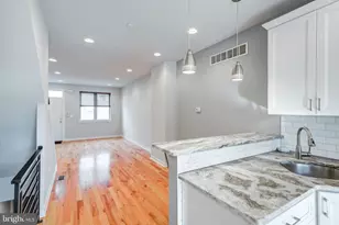 2530 Manton St, Philadelphia, PA 19146 - Photo 10