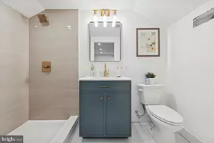 409 Martin St, Philadelphia, PA 19128 - Photo 16