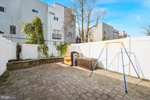 2034 E Huntingdon St, Philadelphia, PA 19125 - Photo 24